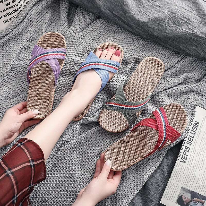 2025 Summer New Slippers Couple Home Thick Bottom Anti slip Interior Designer Fashion Sandals