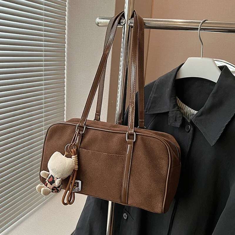 Casual Large Capaci Suede Women 2025 New Autumn Winter Retro Brown Commuter Shoulder Pillow Bag Purses And Handbags