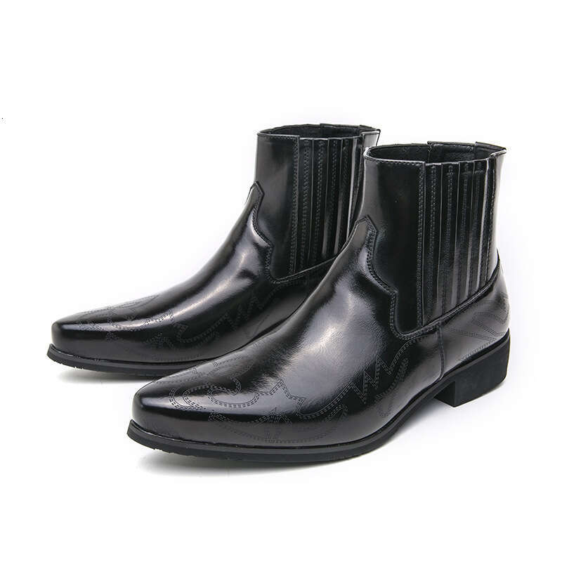 Men's boots, fashionable plus size new high top shoes, trendy pointed leather boots