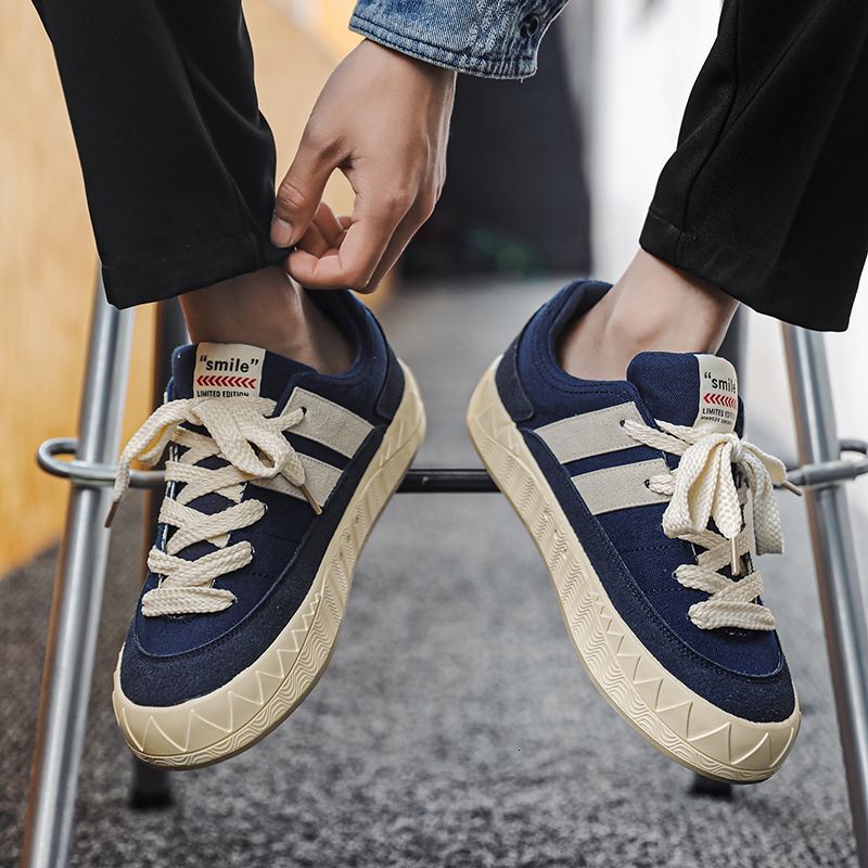 Thick-Soled Bread Niche Design Men's Trendy Korean Version Versatile Skateboard Hong Kong Style Low-Top Sports Casual Shoes