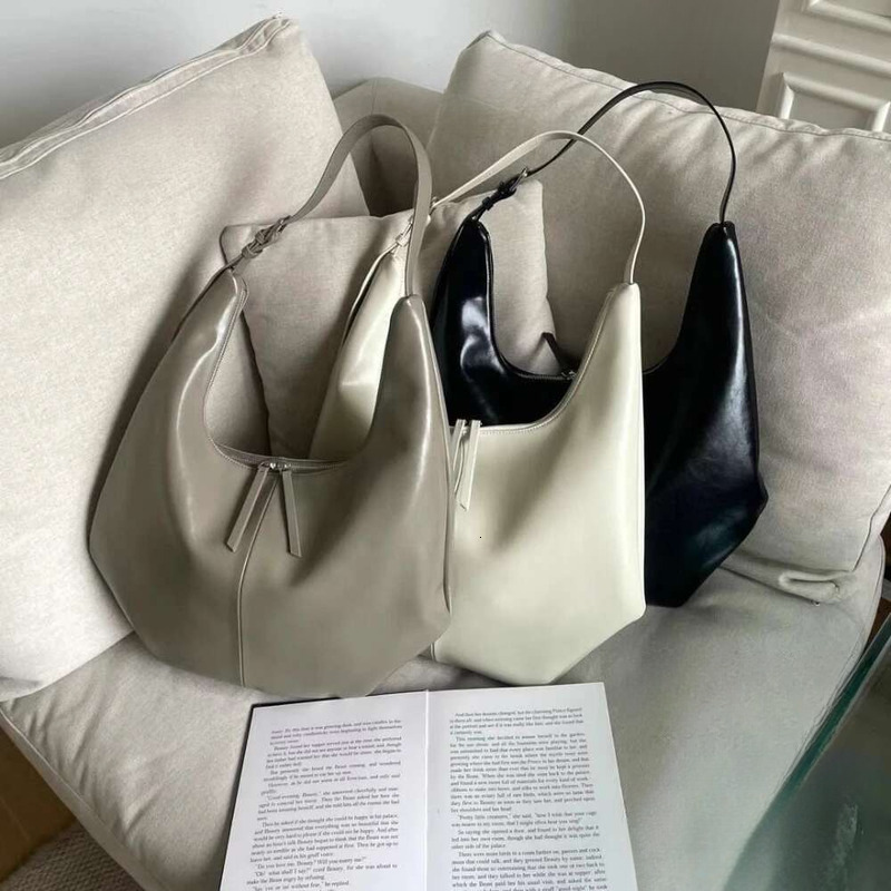 New Grey Stylish, Niche, High-End, Lazy Armpit Shoulder Bag Large Capacity Glossy Cowhide Leather Women Handbag Travel