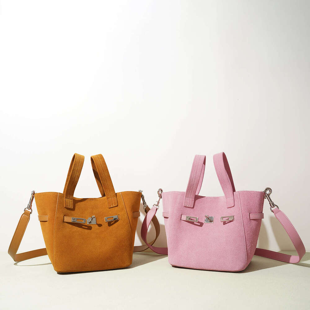 Luxury Bag Designer Niche Casual Fashion Handbag Matte Women Lock Buckle New Versatile Shoulder Crossbody Mother Bag