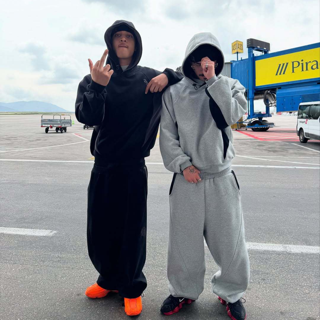 Mertra American Street Hip-Hop Patchwork Embroidered Sweatpants Mens Trendy Loose Hooded Sweatshirt Sports Set 250904