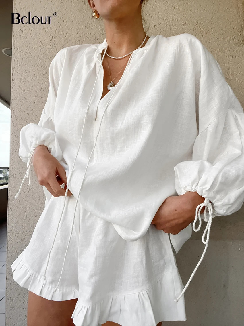Bclout summer white pleated linen shorts set 2-piece womens fashionable lantern set lace top vacation wide leg shorts set 250401