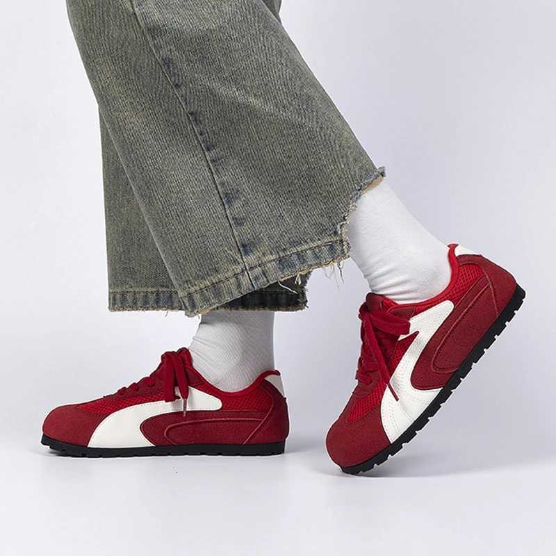 Wens Lightweight Low-top Shoes 36-42 Large Size New Lace-up Versatile Cfortable Casual Shoes Cmuting Trendy Sports Shoes Y251105