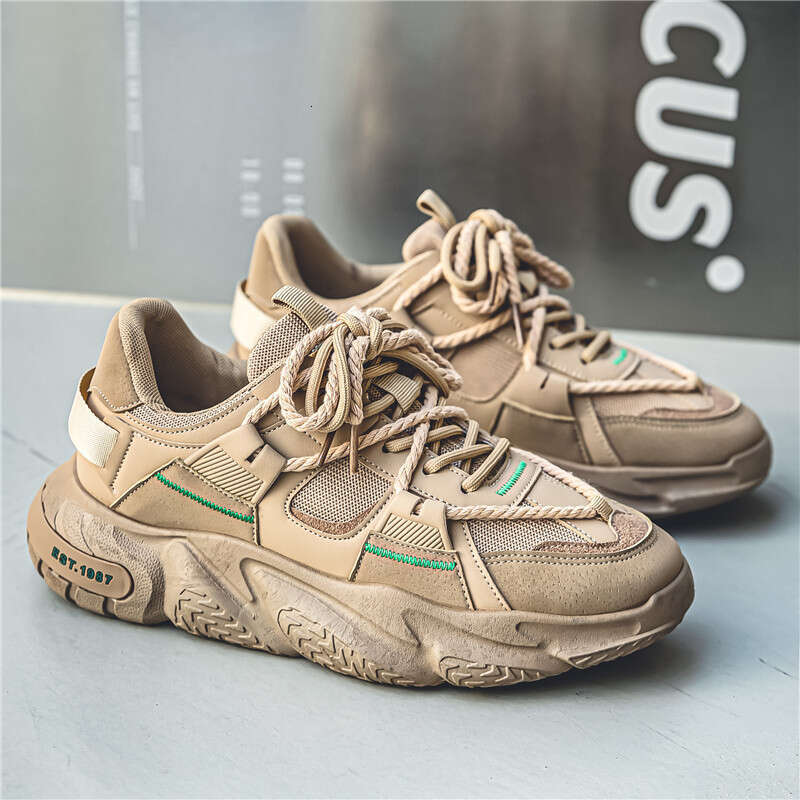 Autumn New Thick-Soled Height-Increasing Dad Sneakers Men's Korean Style Trendy Casual Running Shoes The sole is soft and suitable for running