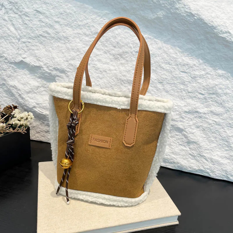 Women Retro Fringe Bucket Bag Summer Korean Fashion Casual Handbag Unique 251104