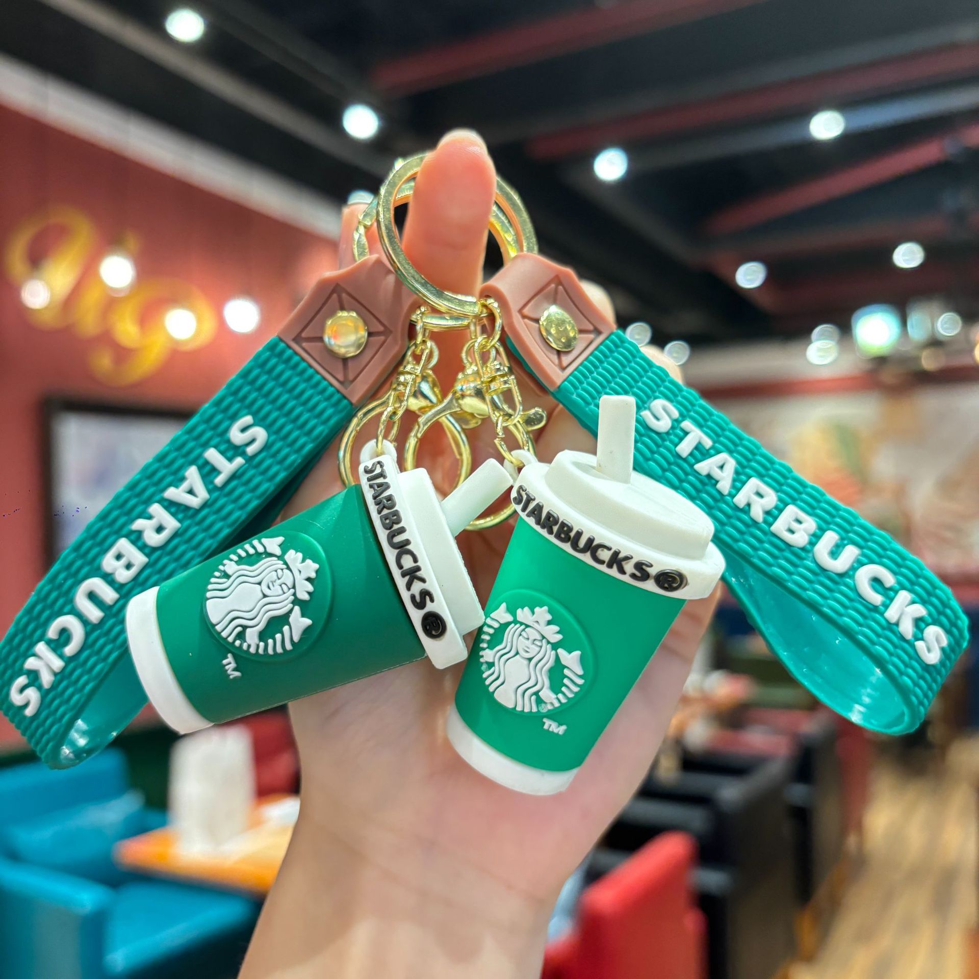 Hot Free shipping designer Keychain Cartoon Exquisite Car Keychain Milk Tea Cup Student Bag Pendant