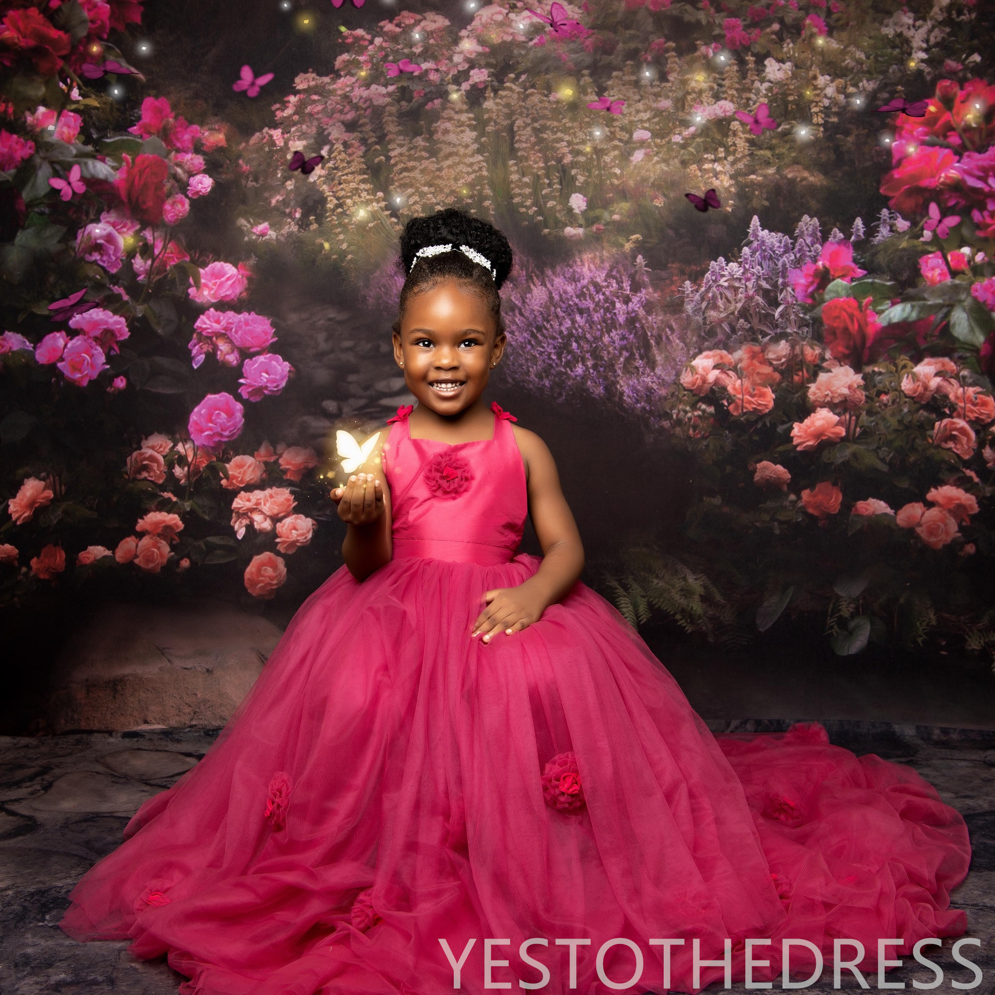 2026 Hot Pink Flower Girl Dresses Children Birthday Dress Illusion Spaghetti Straps Beaded Sequined Lace Appliqued Flora Tiered Tulle Ball Gown For Ma