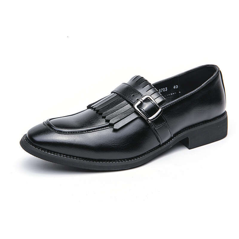 Large tassel casual leather sizes 38-46, hairstylist, lazy person wearing business dress, wedding shoes, men