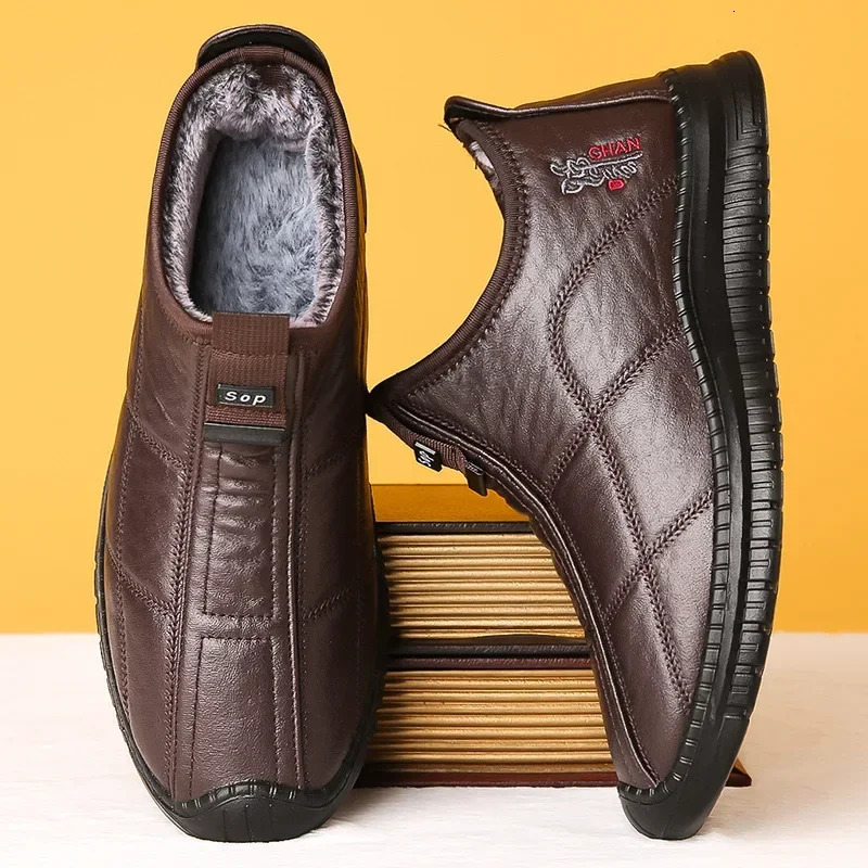 Winter mens boots are warm waterproof non slip thick walking boots and oversized work shoes for men aged 38-48 platform boots251105