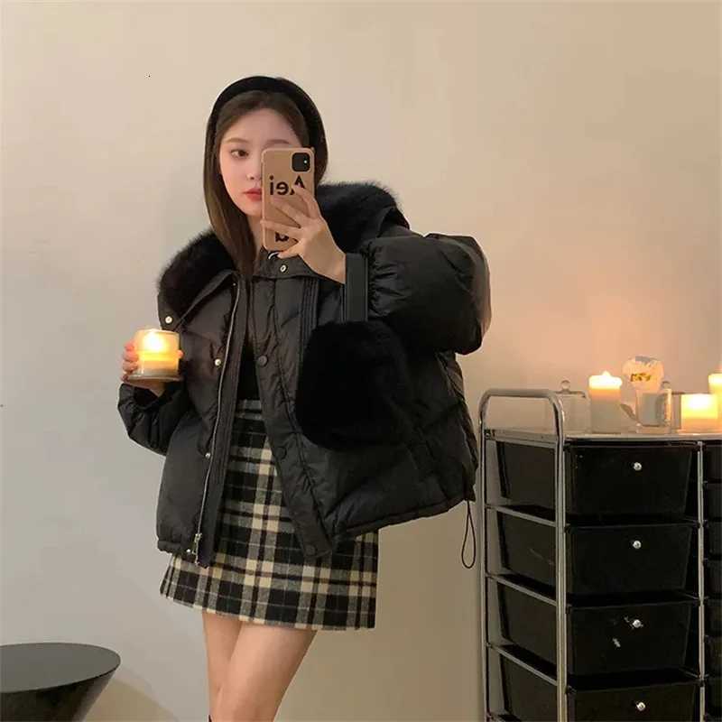 2025 Winter Down cotton Short Padded Jacket Women Parkas Fur Collar Thick Cotton Coats Clothes Black Casual Outerwear Female newT251105