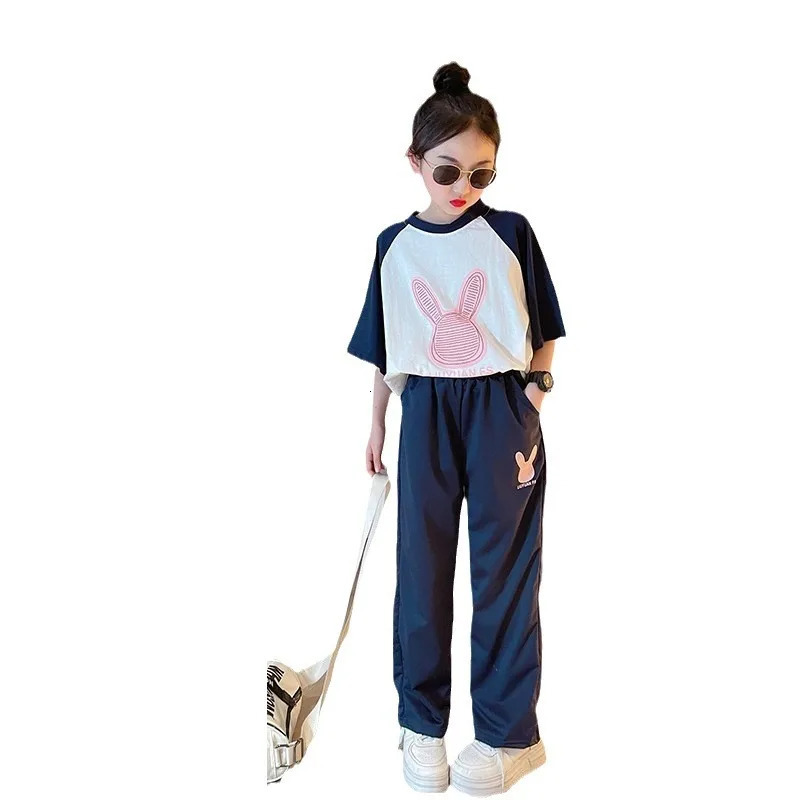 Girl sports twopiece set summer model foreign style girl big short sleeved childrens casual Tshirt 250325z