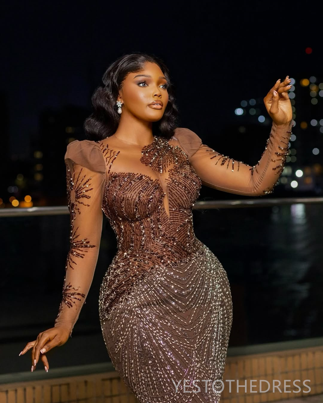 2025 Plus Size Brown Prom Dress Mermaid Prom Dresses Evening Formal Gowns Long Sleeves Sheer Neck Beaded Lace For Black Women Birthday Second Receptio