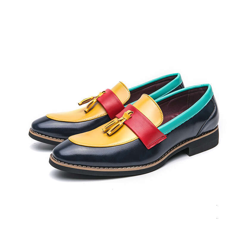 Men's in plus size, new casual leather shoes, fashionable men's foot covers, loafers, trendy color blocking tassel shoes
