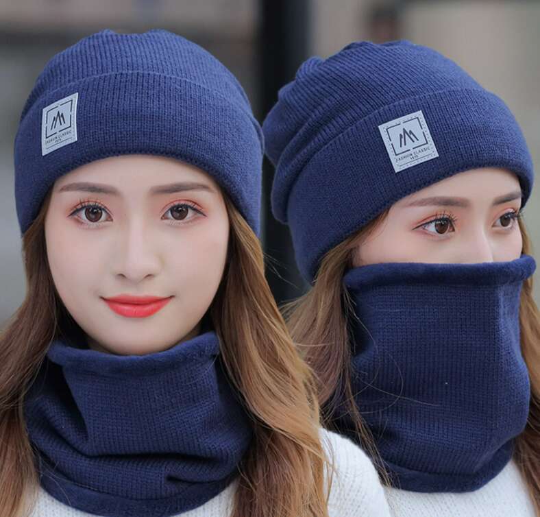 Warm winter knitted hat and scarf set, ideal for keeping warm and cold, cold weather and outdoor activities
