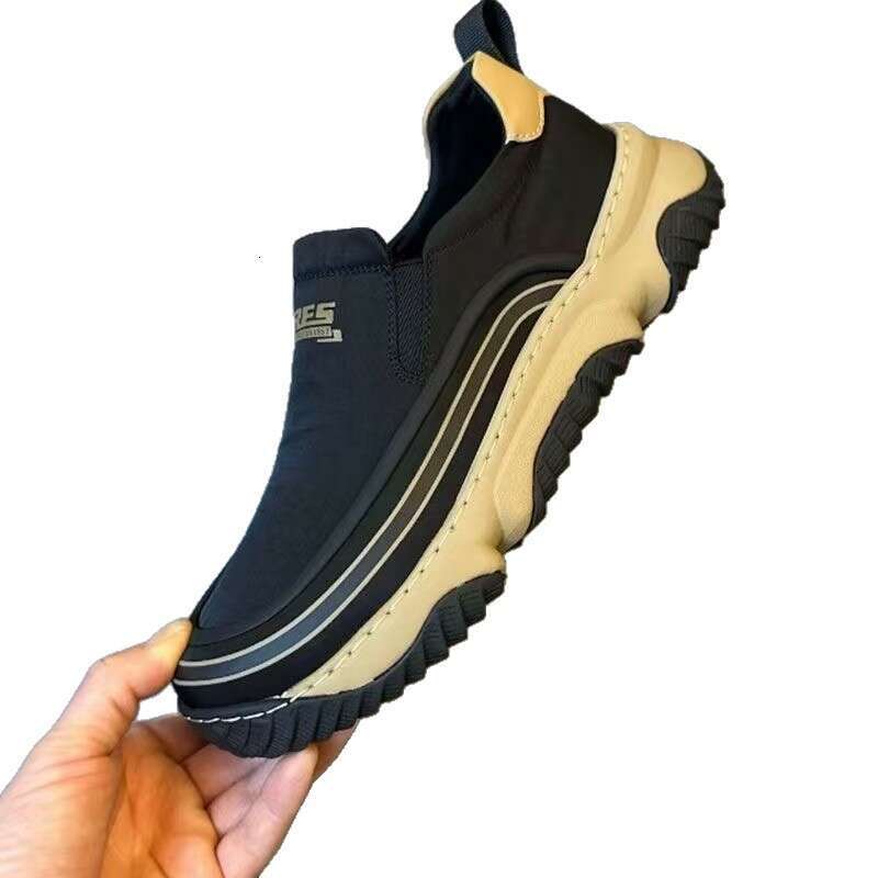 2025 Summer New Thick Sole Non-Slip Wear-Resistant Sports Men's Slip-On Fashion Casual Shoes