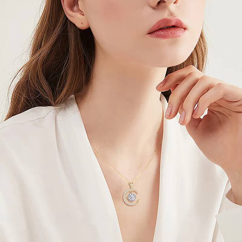 Exquisite Full Moissanite 2ct 925 Sterling Silver Moon and Star Pendant Necklaces With Certificate for Women Jewelry