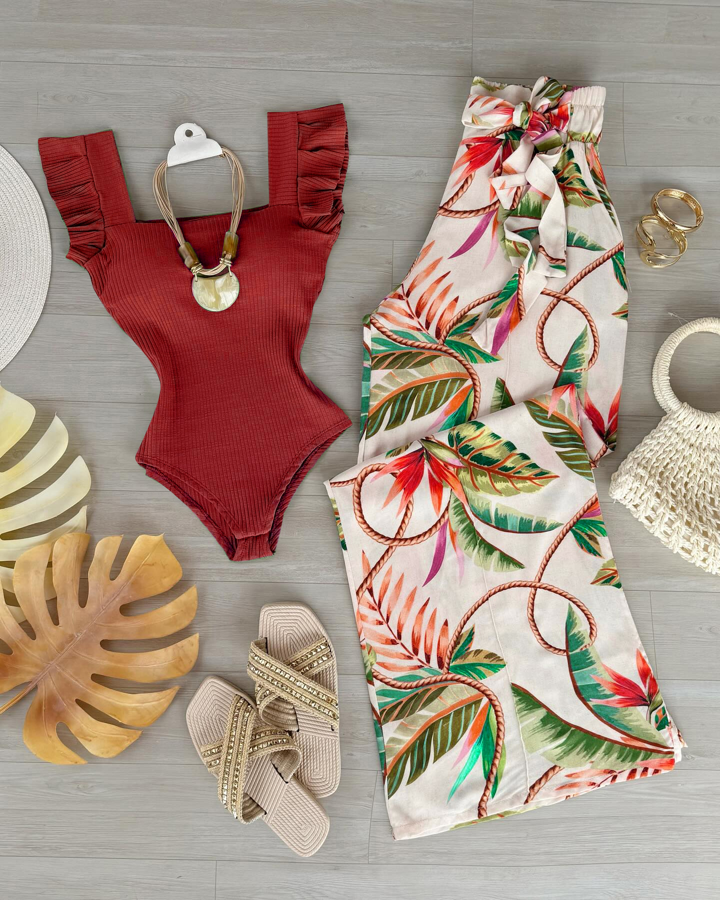 Chic Fashionable Two-Piece Suit Featuring Embellished Blouse and Comfort-Fit Skirt Perfect for Casual Wear---1773