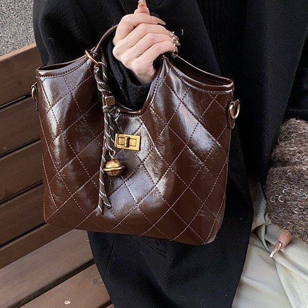 High End Small For Women New Autumn And Winter Versatile Crossbody Bag Fashionable Handheld Tote Bucket Bag