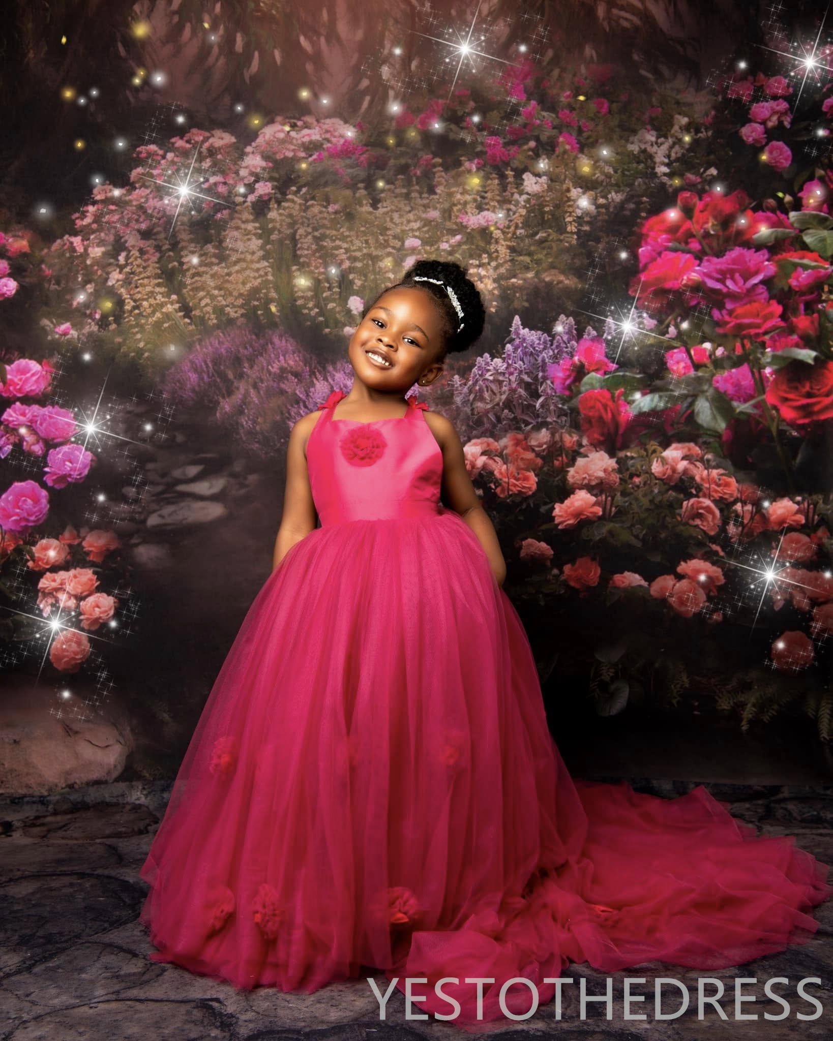 2026 Hot Pink Flower Girl Dresses Children Birthday Dress Illusion Spaghetti Straps Beaded Sequined Lace Appliqued Flora Tiered Tulle Ball Gown For Ma