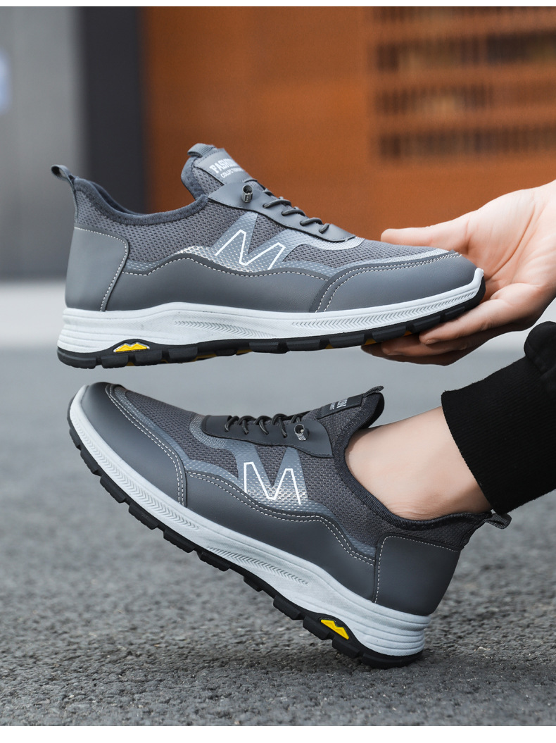 Breathable casual men's shoes large size 2025 spring summer new style trend low-top light sports shoes outdoor walking soft sole wear-resistant s