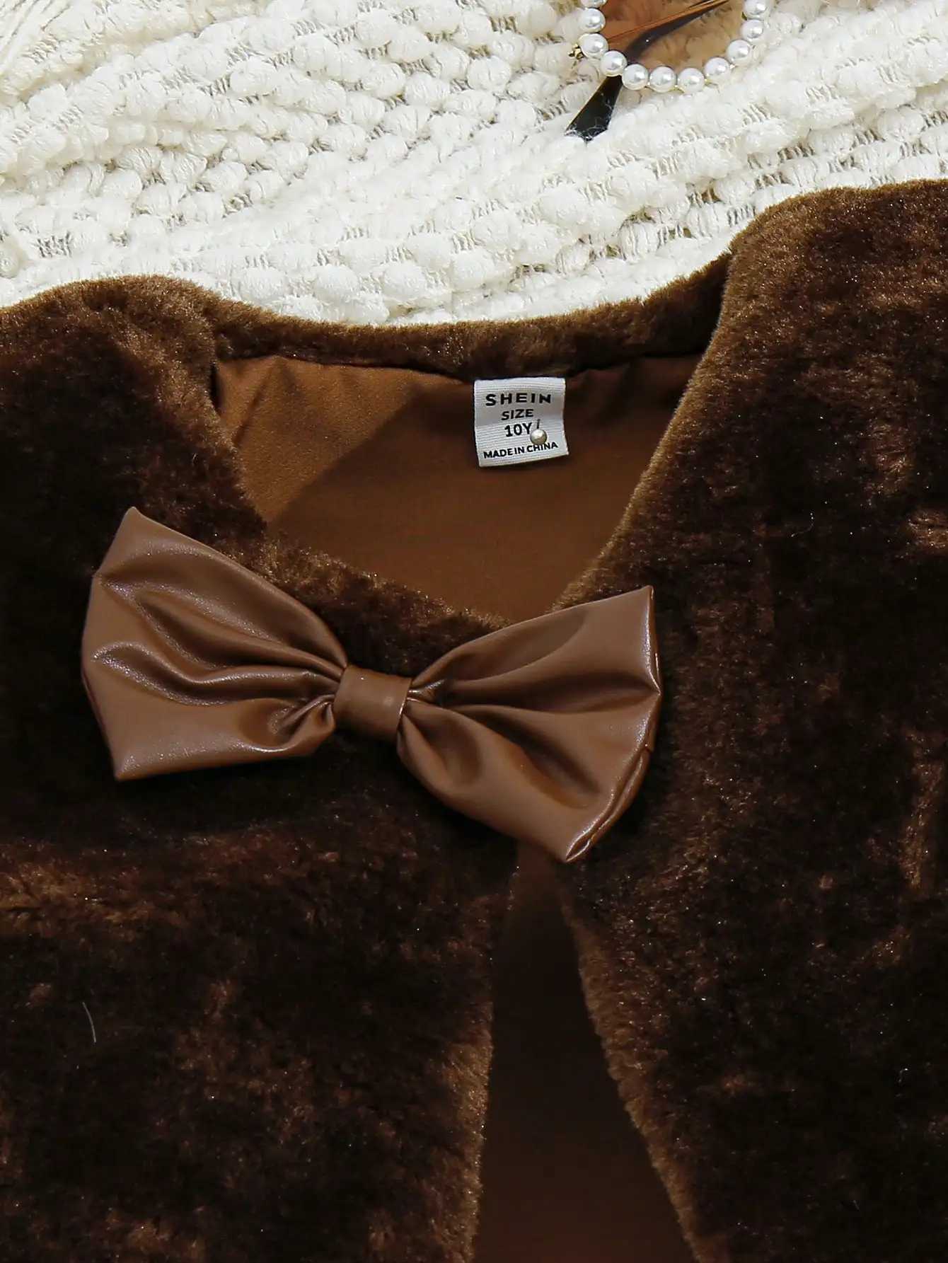 Sweet style three-piece set for girls in autumn and winter of 2025 Bowknot fleece vest fashionable high-neck ribbed top PU Y251105