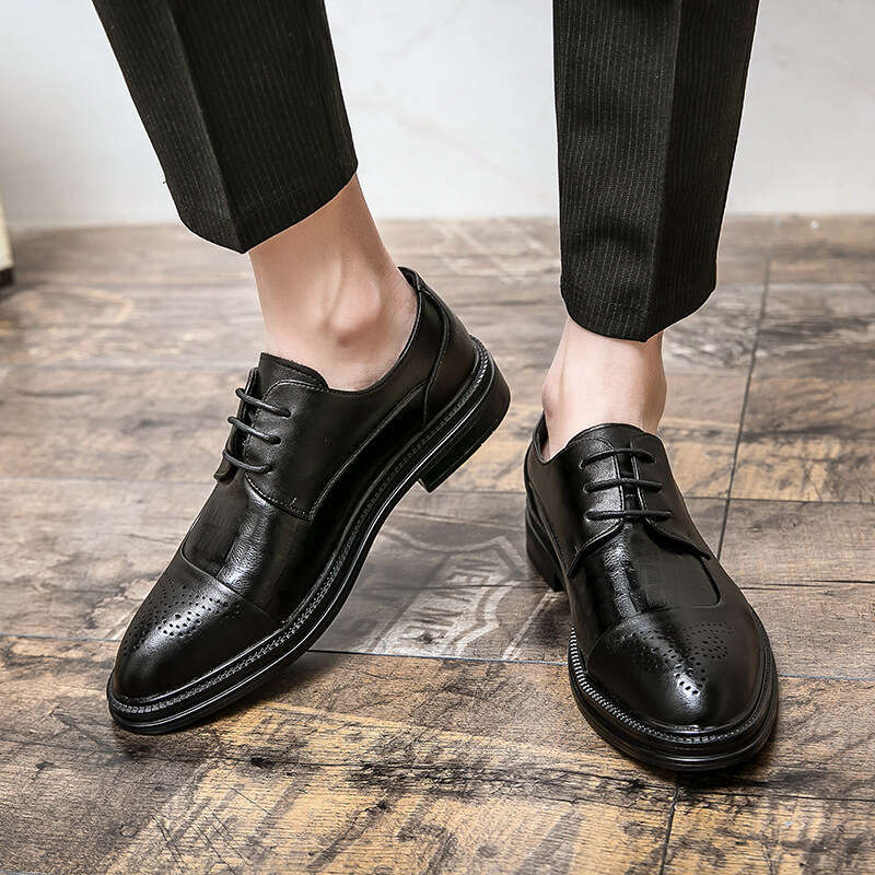 Large Leather 2023 Spring and Autumn Season Formal Business British Style Suit Wedding Groom Men's Shoes