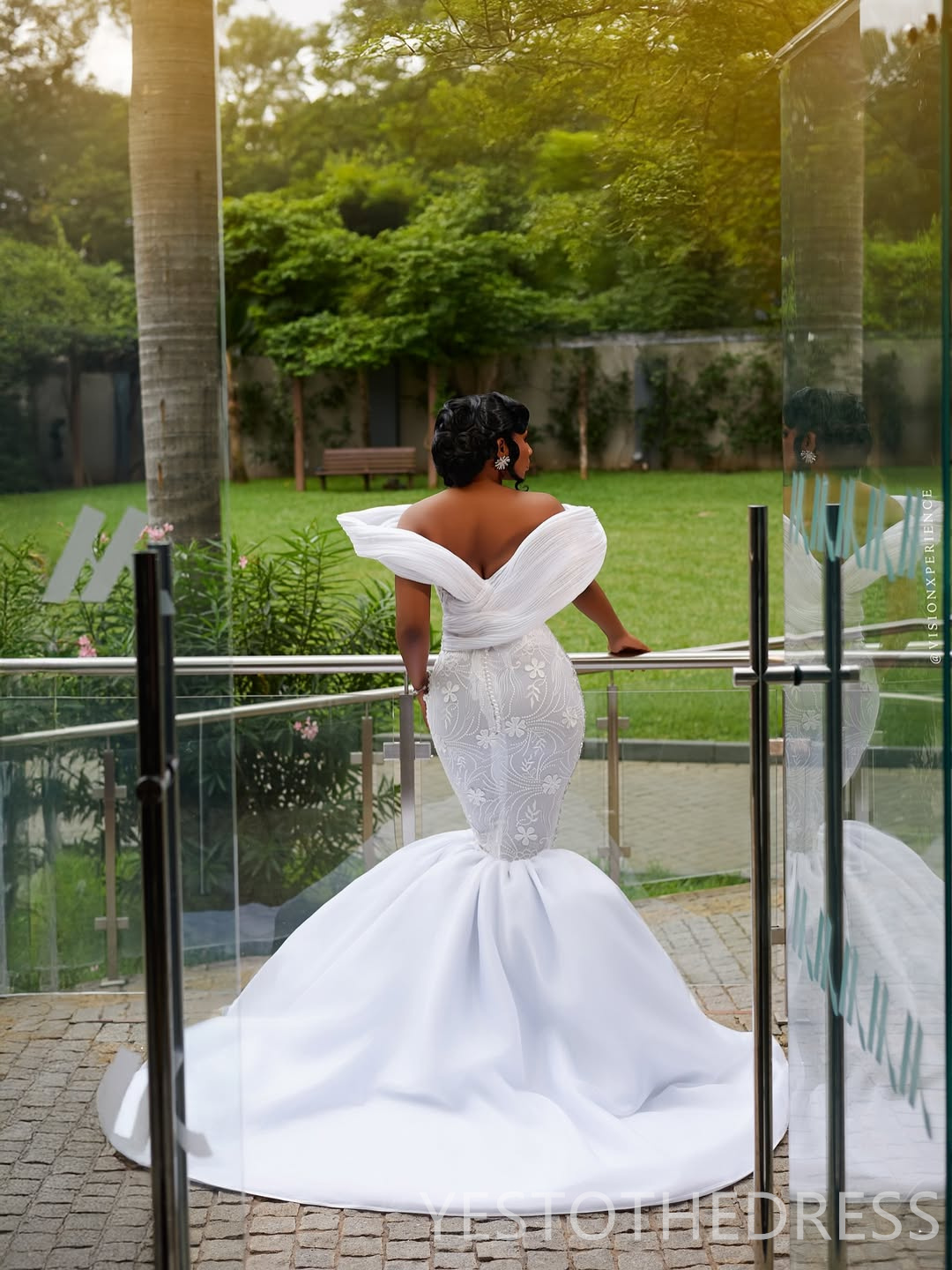 2026 Aso Ebi Mermaid Wedding Dress For Bride Bridal Gowns Lace Off Shoulder Crystals Rhinestones Appliqued Beaded Lace Crystals Wedding Gowns for Blac