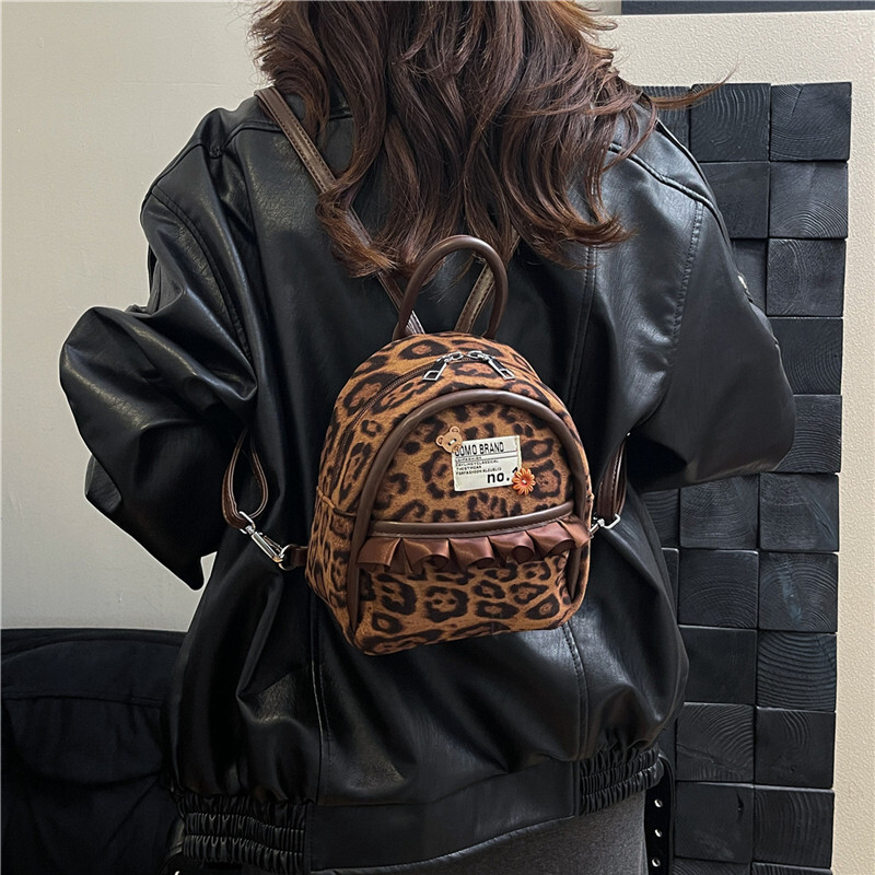 Leopard print women's backpack, versatile for autumn and winter, mini backpack, mini backpack