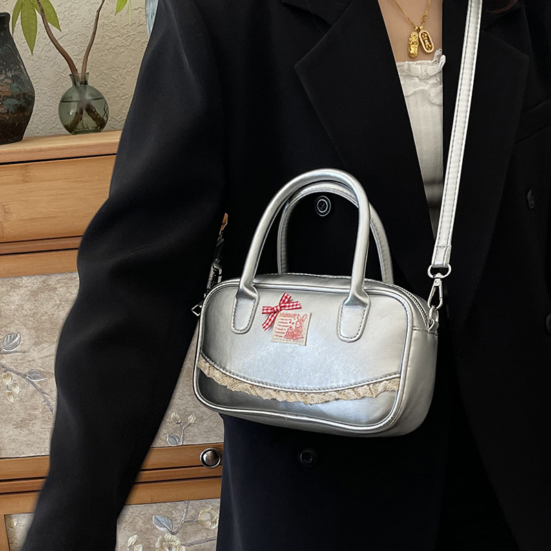 Free shipping hand bowling bag women's new spring fashion shoulder tote 2025