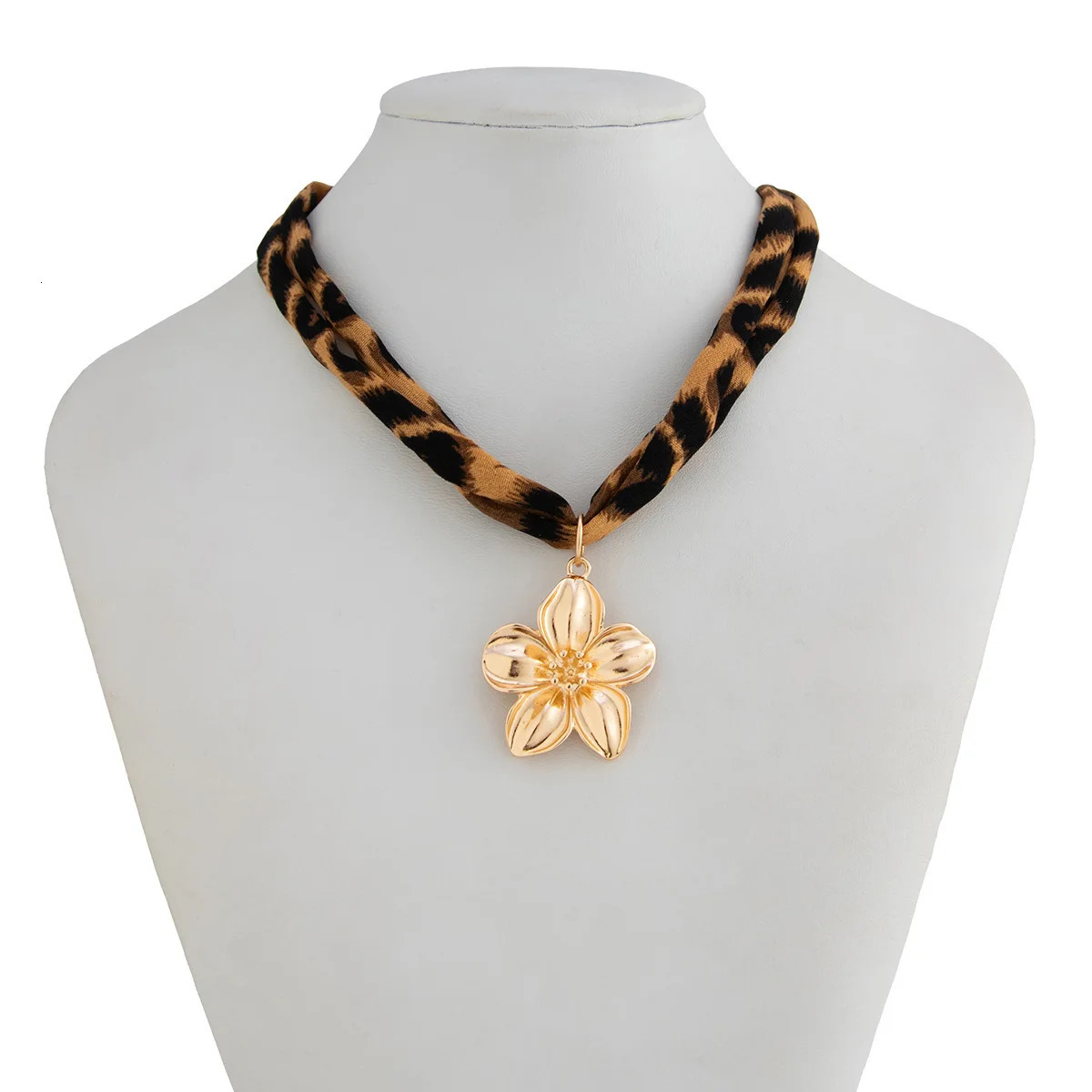 Retro Gold Color Alloy Flowers Clarbone Chain Necklace Portia Ribbon Women Necklace Fashion Summer Jewelry Accessories 251031