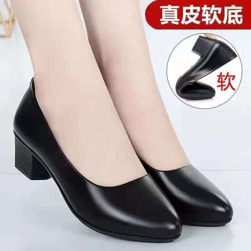 Flight attendant work shoes, black leather women, thick heels work, not tired from standing a long time, soft soles for comfortable hotel career inter