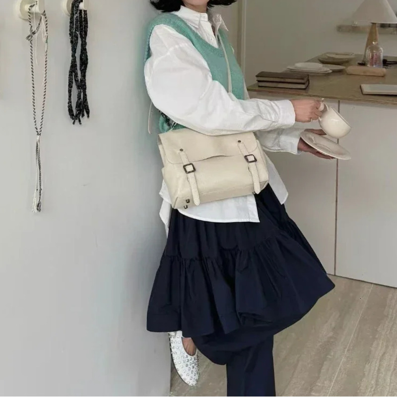 New Retro England Style College Girl Satchel Tote 2 Sizes Beige Vegetable Tanned Cowhide Leather Women Backpack Bookbag