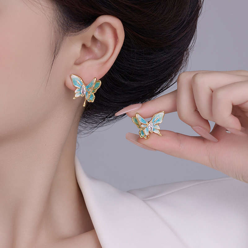 New Chinese Style Enamel Oil Drop Zircon Butterfly Unique Light Luxury Design High-end Feel Fashionable Temperament Stud Earrings