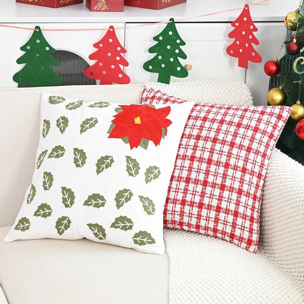 Dutch Plush Towel Embroidered Christmas Atmosphere Throw Pillowcase Nordic Sofa Home Decor Pillow Cushion Cover 30x50/45x45cm Y251105