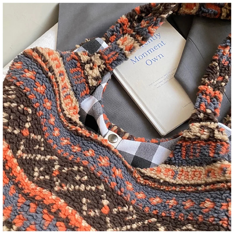 Plush Shoulder Bag - Vintage Style Suitable For Business Casual Wear Women Large Capacity Handbag For Carrying Around 251104