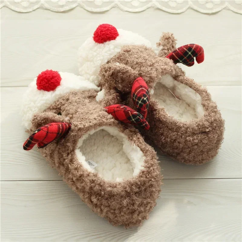 Womens Christmas Elk Slippers Winter Fashion Christmas Plush Household Cotton Shoes Indoor Comfort Anti Slip Casual Shoes 251031