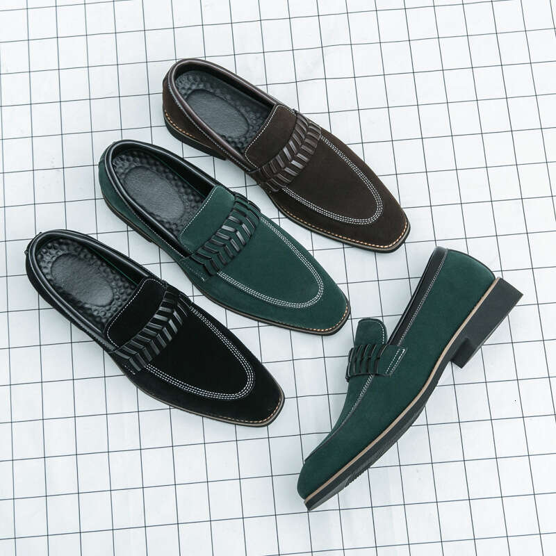 Large men's frosted leather 2024 Spring and Autumn new item, sizes 38-48, one foot lazy casual shoes for men
