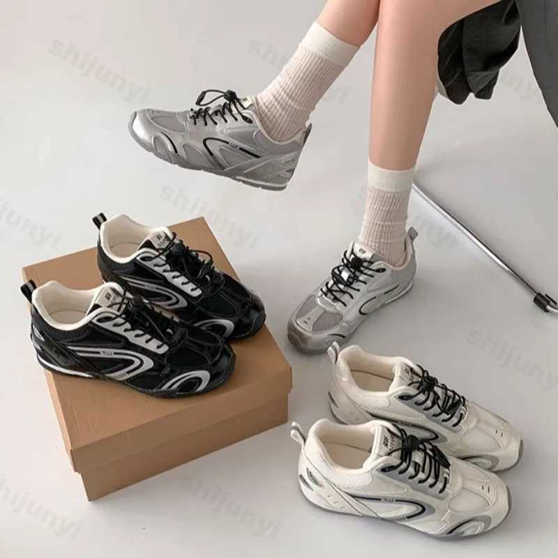 Casual Sports Lace Up Shoes for Wen 2025 New Style Spring Cfortable Versatile Fion Low Top Flat Non Slip Sneakers Y251105