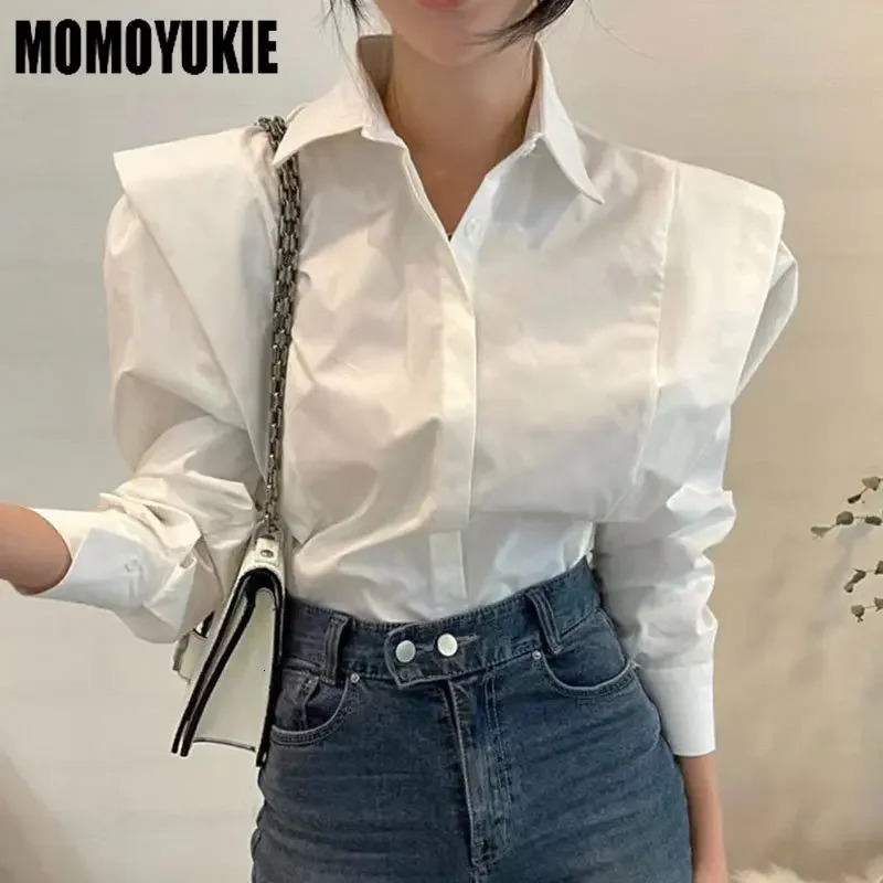 Loose long sleeved casual shirt for women solid and warm. Korean spring retro simple polo button board with ruffled edges 250402