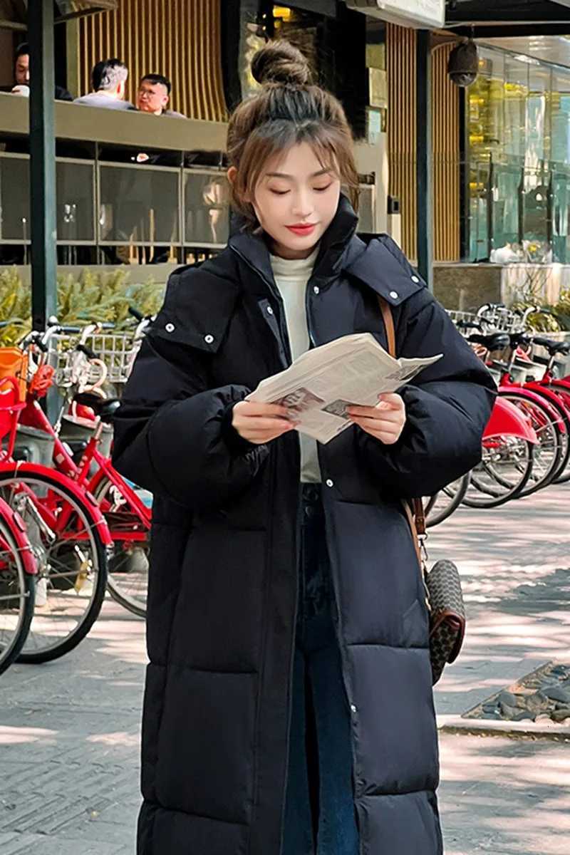 2023 New Winter and Autumn Women White Duck Down Hoodies Puffer Jackets Coats Warm Windproof Black White CoatsT251105