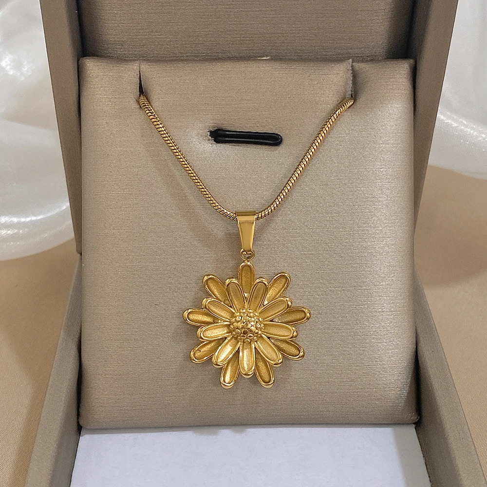 Unique n Sunflower Charms Necklace for Women Fashion Stainless Steel Gold Plated Long Chain Pendant Party Jewelry Gifts 251031