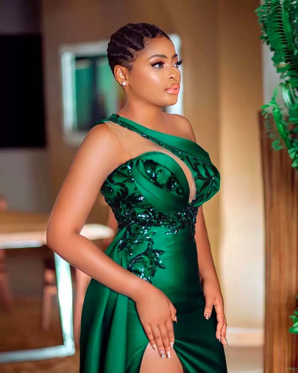 One Shoulder Emerald Green Mermaid Prom Dresses With Detachable Train Side High Slit Sexy Satin Charming Evening Gowns Appliques Pageant Party Dress F