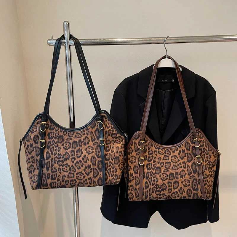 Big Leopard PU Tote Bags Lady Casual Retro Shoulder Bag for Women Autumn Winter New Korean Fashion Vintage Handbags and Purses Z251104