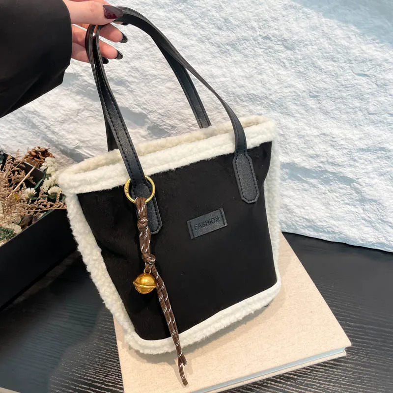 Women Retro Fringe Bucket Bag Summer Korean Fashion Casual Handbag Unique 251104