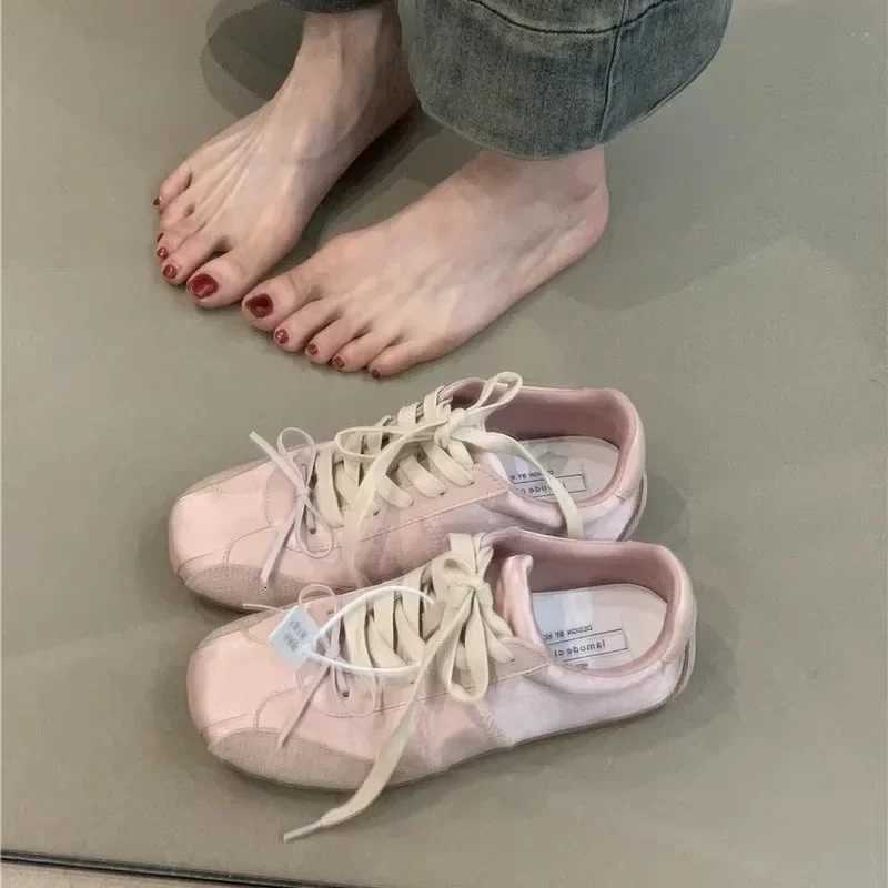 White Lace Knot Sports Shoes for Wen Spring Autumn New Style Casual Loose Fit Fem Footwear Cfortable Breathable Y251105