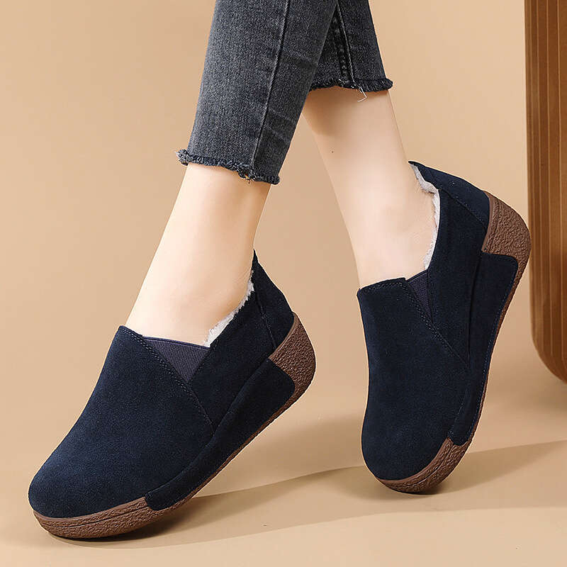 Large thick sole height increasing rocking 35-41 sponge cake with suede plus large size cowhide mother shoes