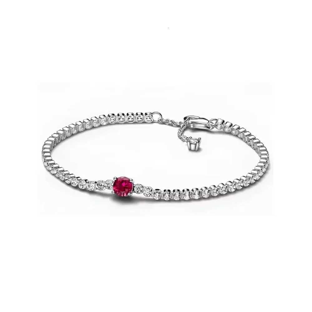 20cm European New 925 Silver Pink Red Heart Shaped Zircon Bracelet Suitable for Valentines Day Womens Gift Fashion JewelryXJ251105