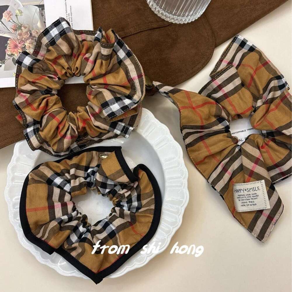 Plaid Retro Classic Fabric Scrunchie Elegant Bun 2025 New designer luxury jewelry Tie Hair Accessory